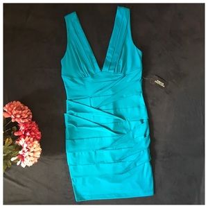 Forever 21 body-con v-neck mini dress